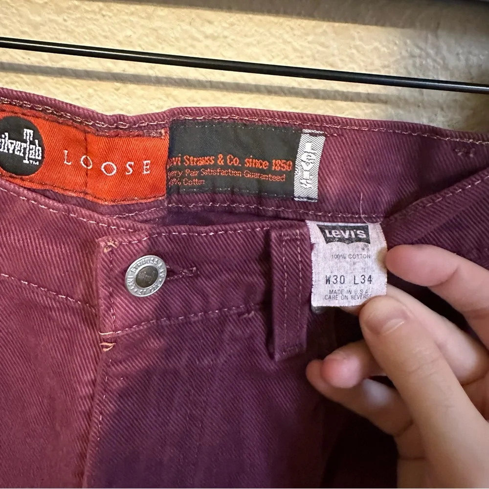 Vintage Levi’s Silver Tab Men’s Loose Maroon Jeans - Picture 4 of 5